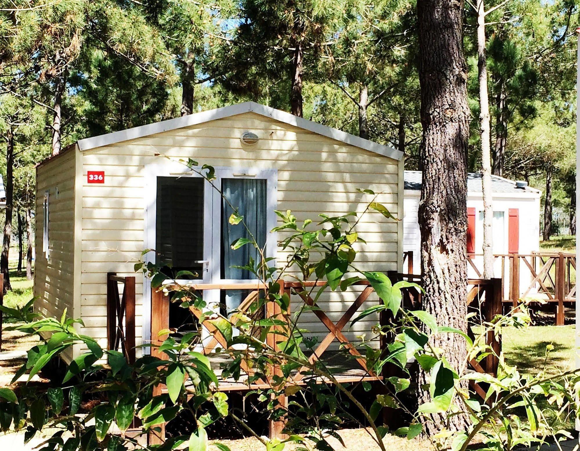 Parque De Campismo Orbitur Sitava Milfontes Hotell Malhadinhas Exteriör bild